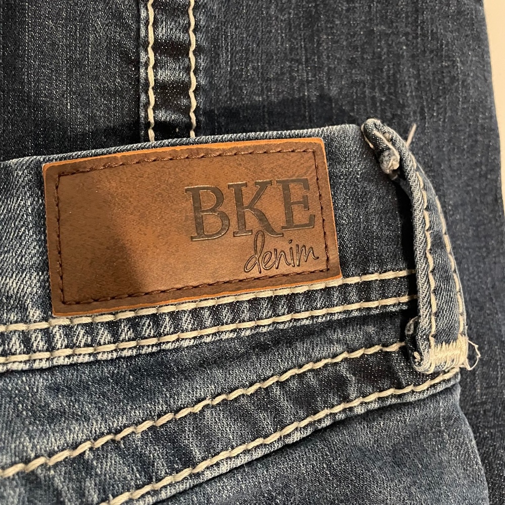 Size 27 BKE jeans - Picture 5 of 15